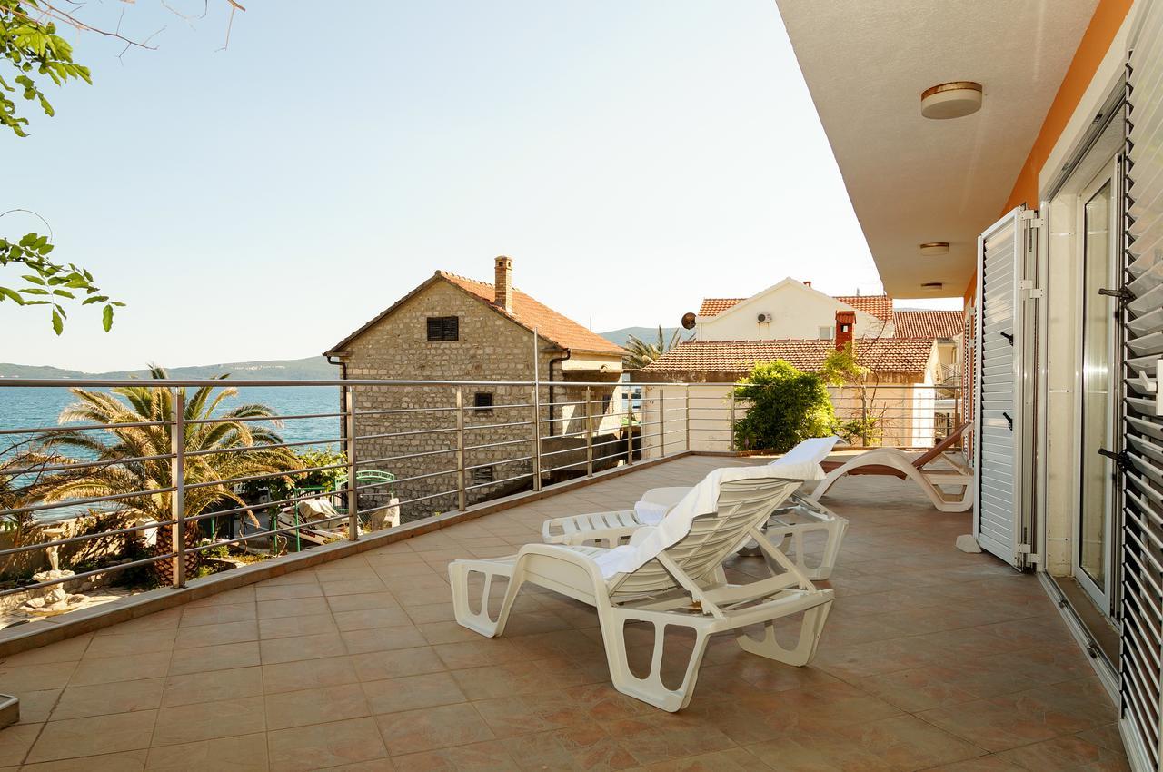 Apartments Apple Cat Montenegro Ko Bijela Exterior photo