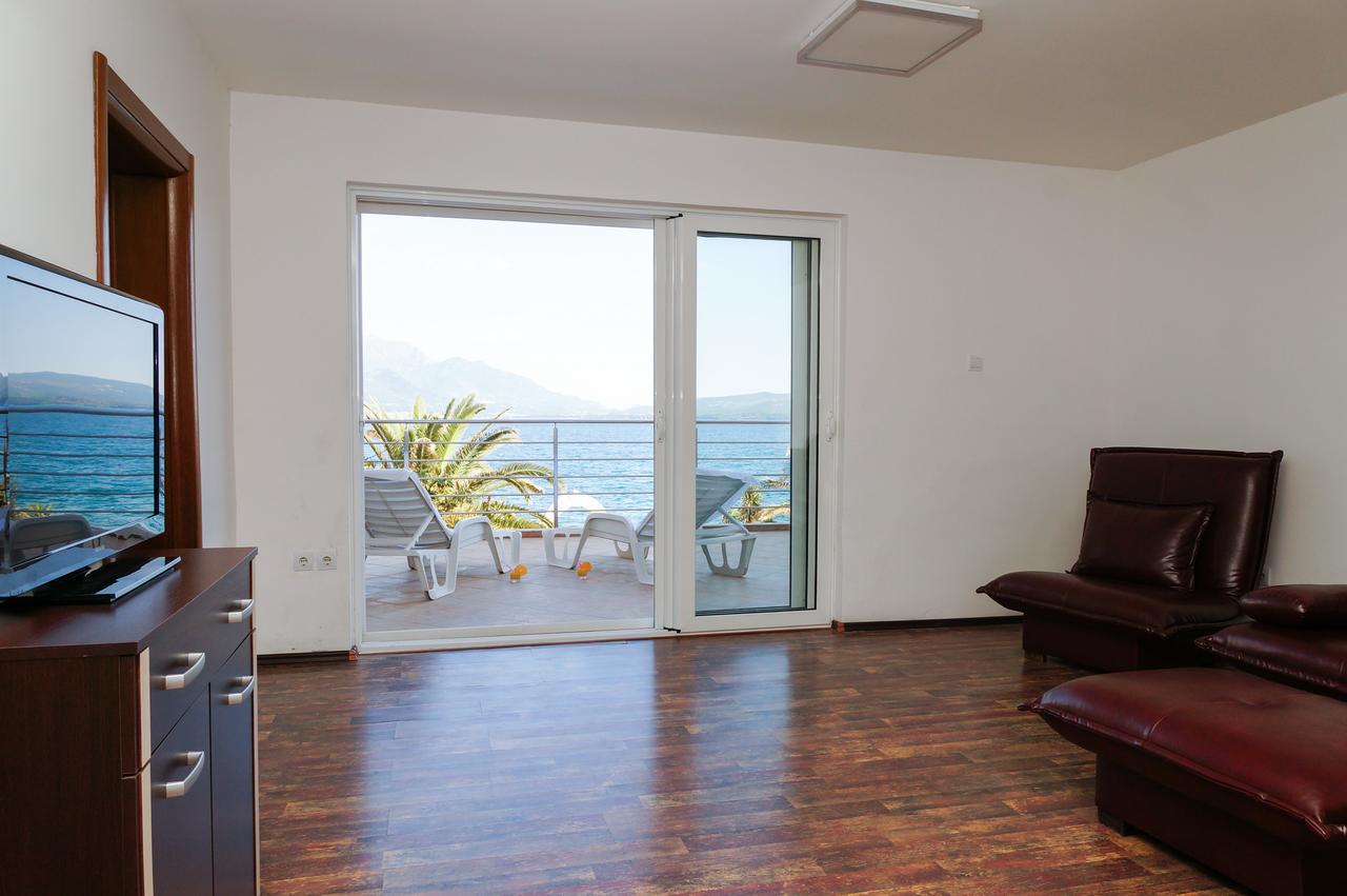 Apartments Apple Cat Montenegro Ko Bijela Exterior photo